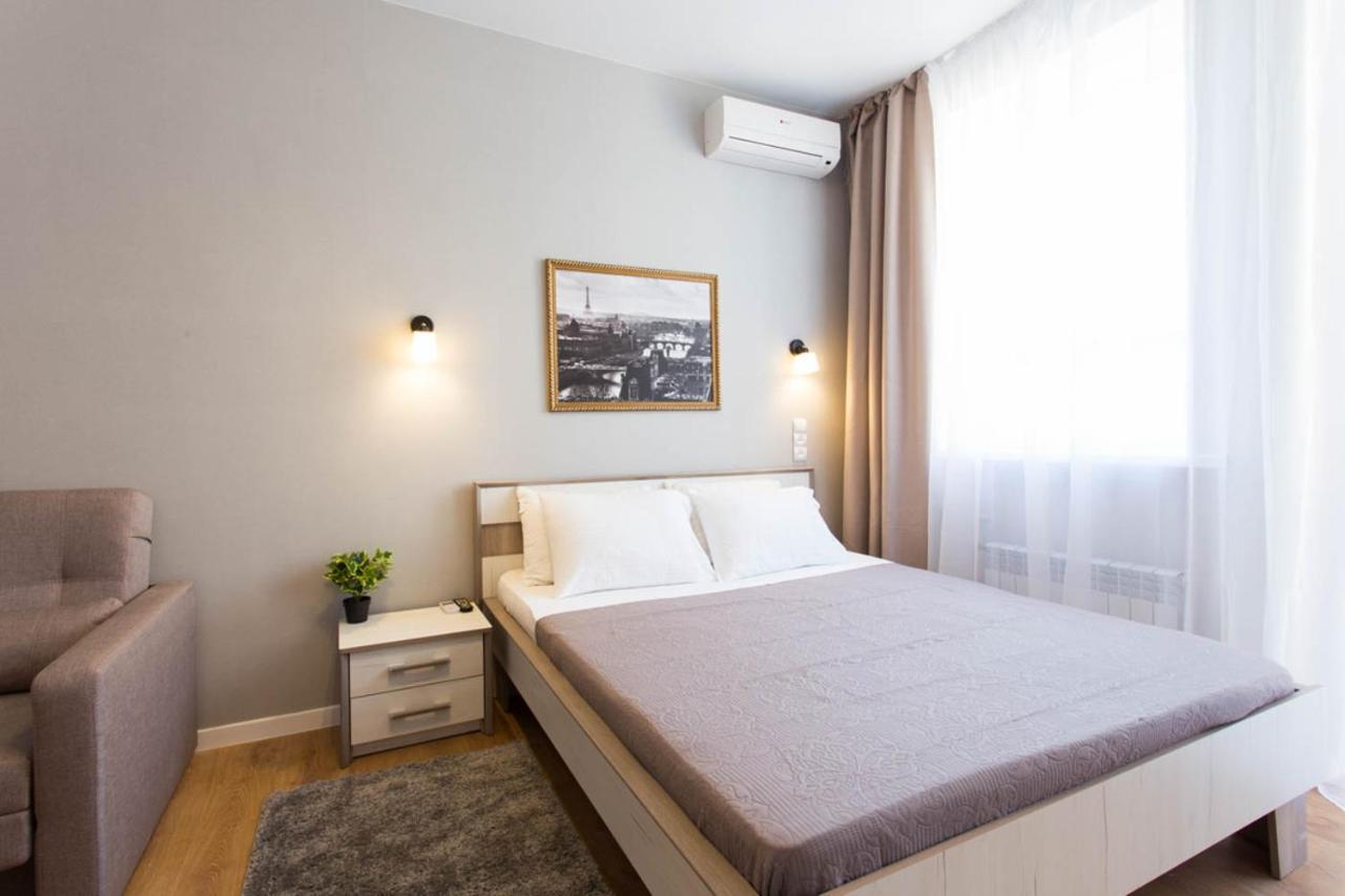 Modern Studio Beside Metro Yaroslava Mudroho, Universytet - Chernyshevska Str 95-7 Carcóvia Exterior foto