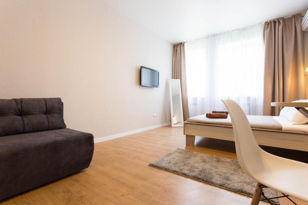 Modern Studio Beside Metro Yaroslava Mudroho, Universytet - Chernyshevska Str 95-7 Carcóvia Exterior foto