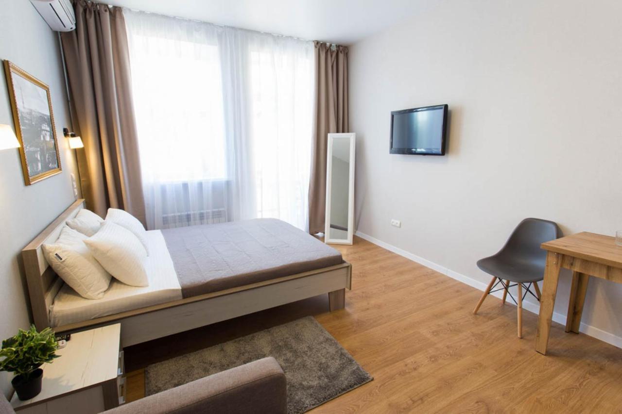 Modern Studio Beside Metro Yaroslava Mudroho, Universytet - Chernyshevska Str 95-7 Carcóvia Exterior foto