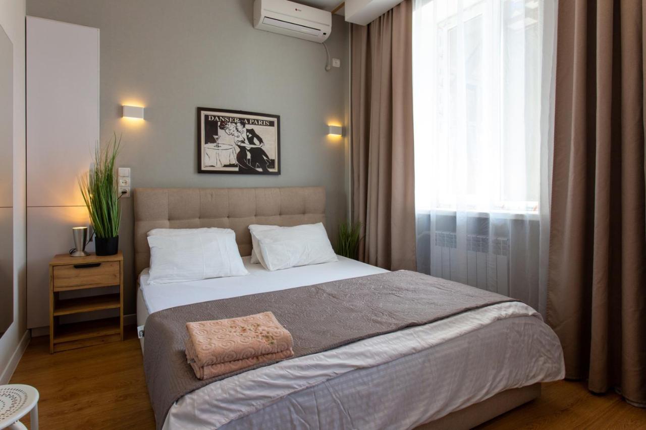 Modern Studio Beside Metro Yaroslava Mudroho, Universytet - Chernyshevska Str 95-7 Carcóvia Exterior foto