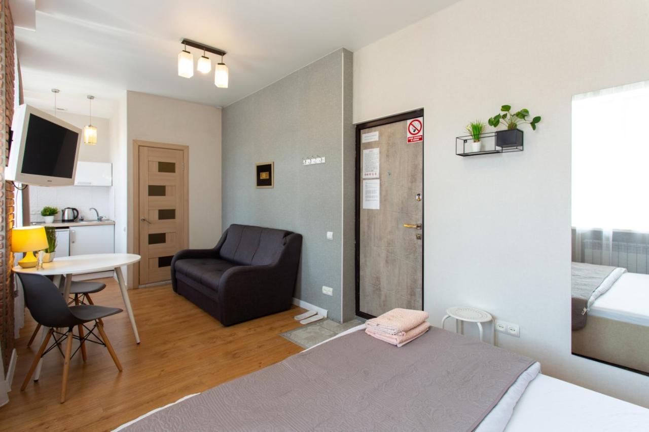 Modern Studio Beside Metro Yaroslava Mudroho, Universytet - Chernyshevska Str 95-7 Carcóvia Exterior foto